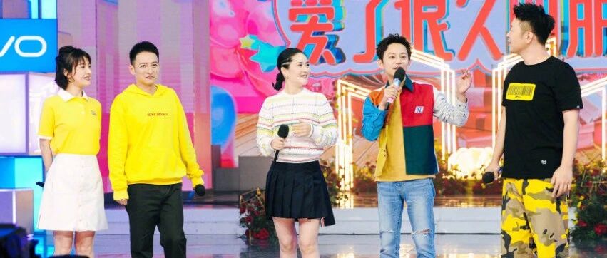 快乐家族全员停工？何炅新节目被替换，他再也保护不了谢娜