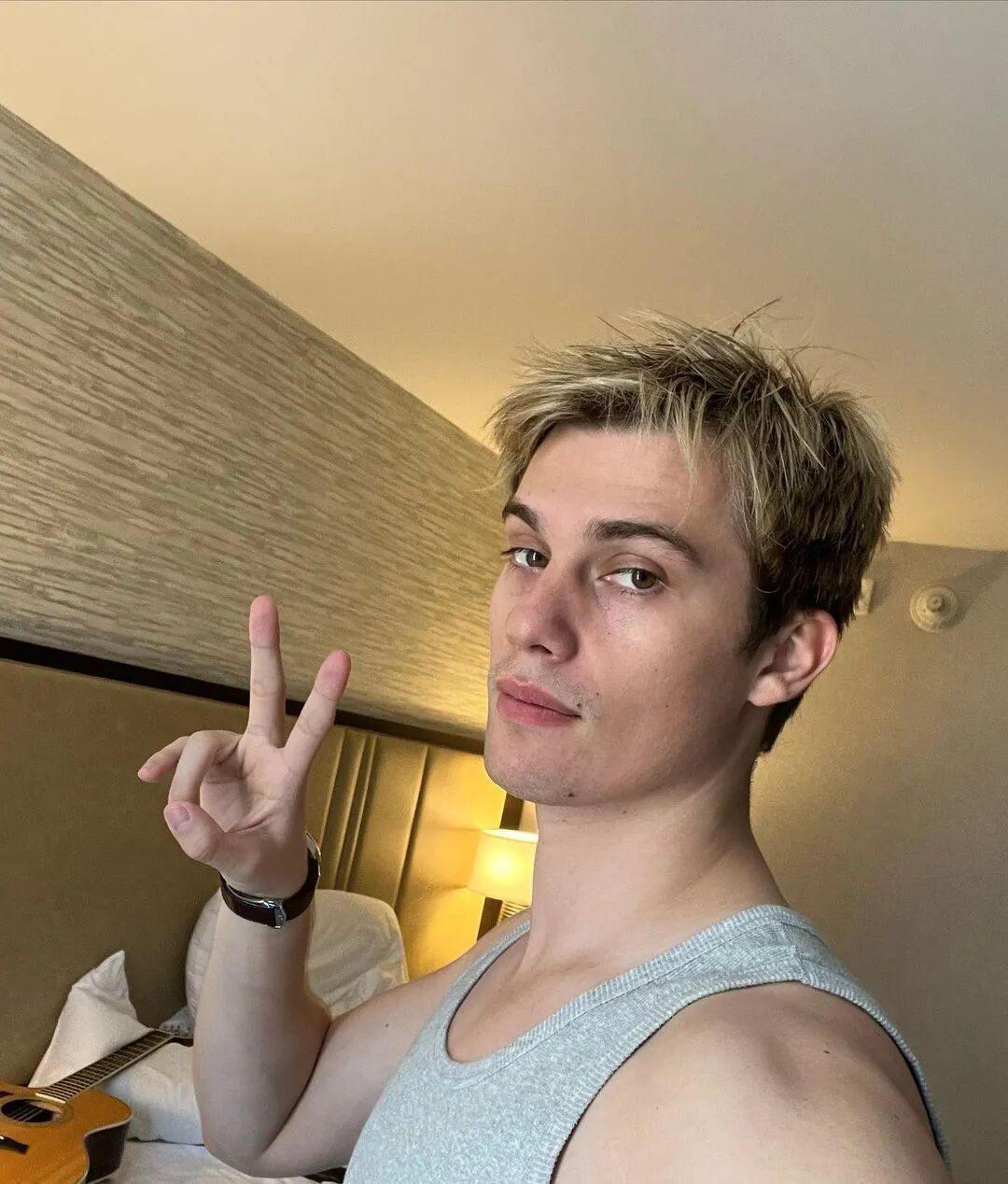 (都很帅 - 宇博gogoboi - 瓦斯阅读