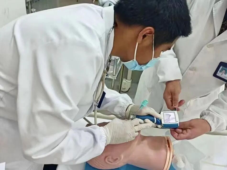 为什么要用可视喉镜新项目推广周系列报道⑤｜可视喉镜插管技术在急诊抢救中的应用_https://www.jmylbn.com_新闻资讯_第13张