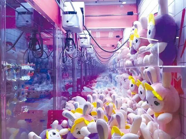 抓娃娃机开启夹万物模式