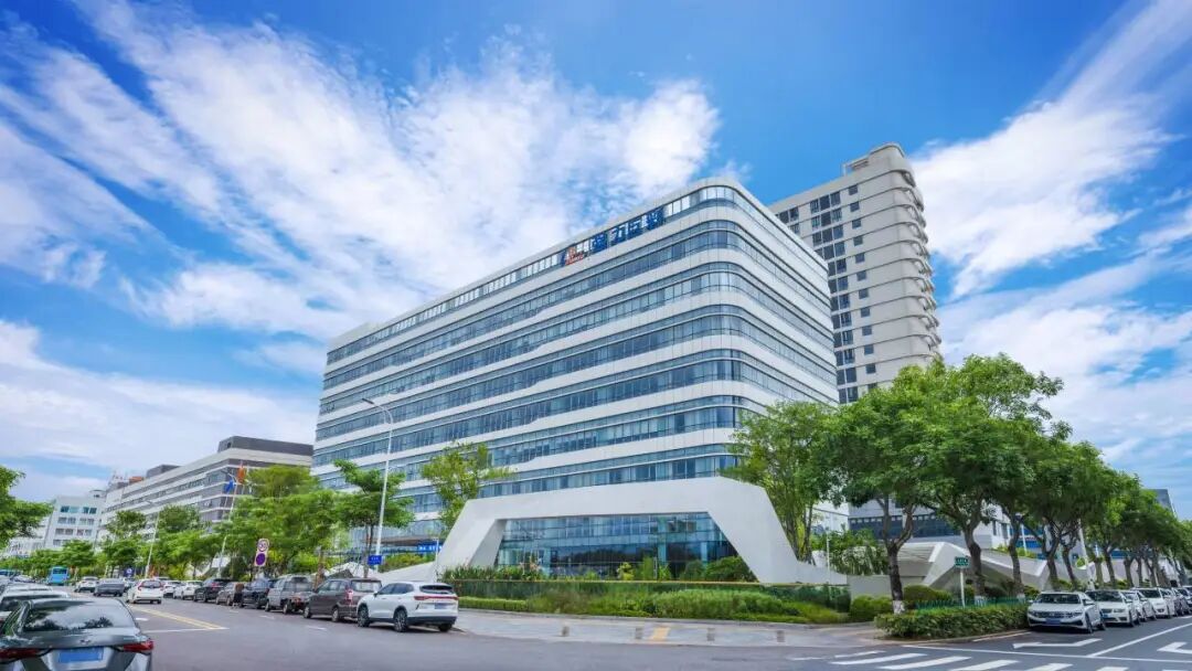 跻身“品牌国家队”！强力巨彩凭什么入选《大国品牌》？