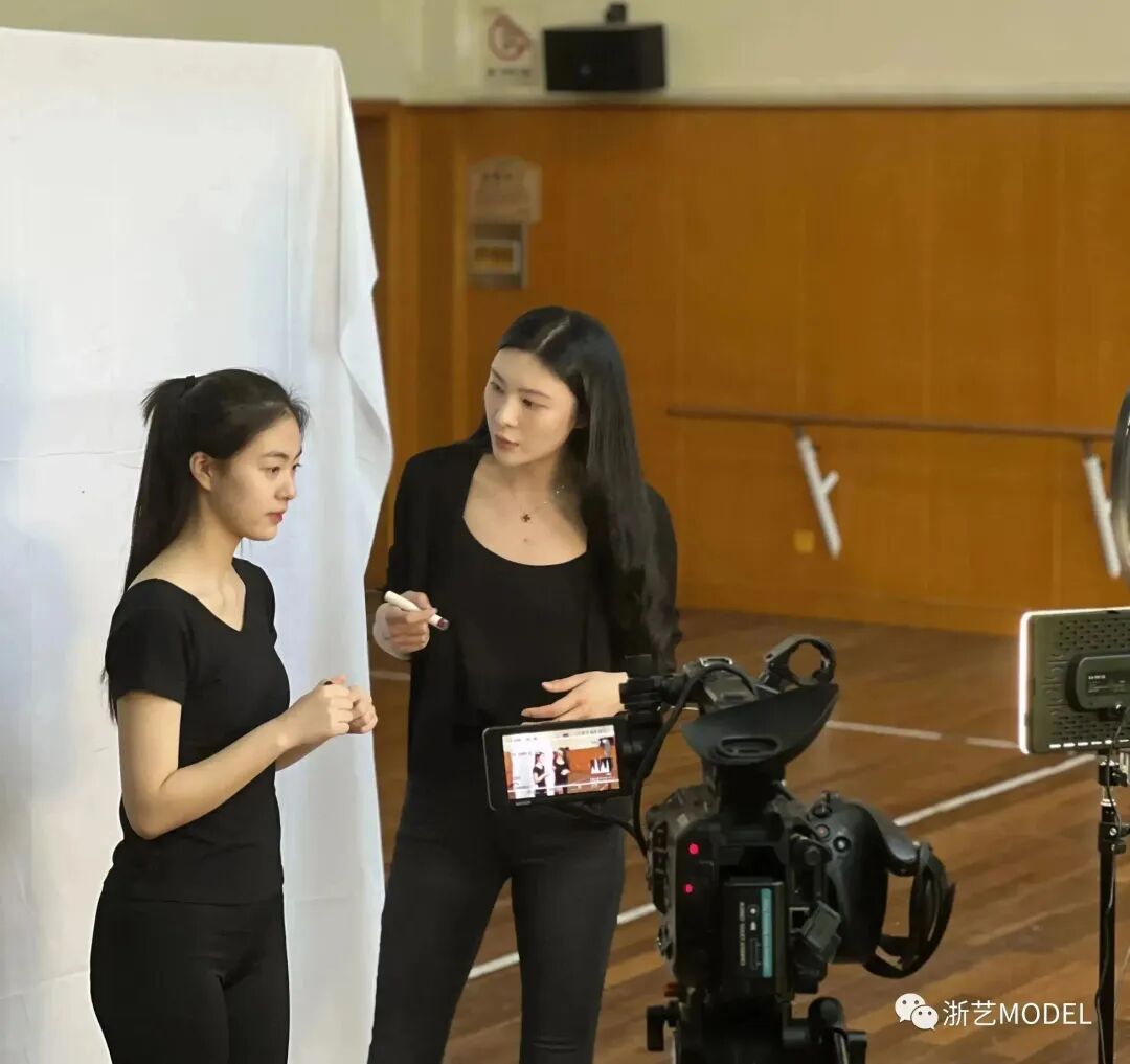 浙江艺术职业学院招生网_邯郸学院2019艺术招生_浙江传媒大学艺术招生