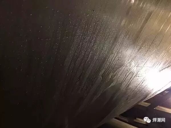 焊接铝管时，表面总是发黑，怎么办？