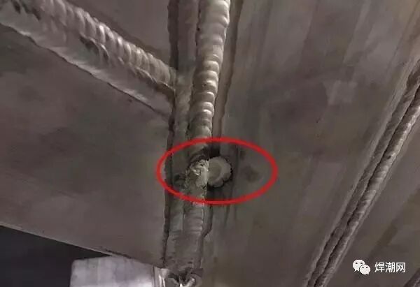 焊接铝管时，表面总是发黑，怎么办？