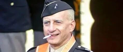 《巴顿将军》：一个视和平如同坟墓的嗜血文艺将军