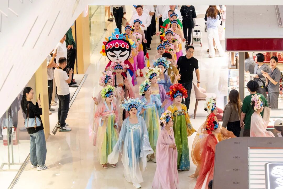 2巡游照片.jpg