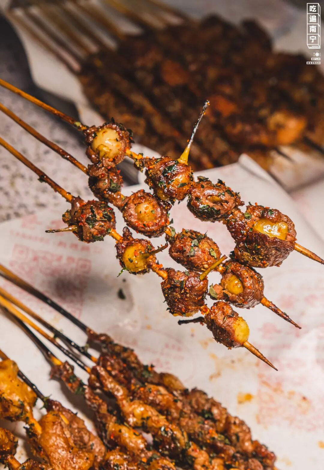 靠熟人带路,我终于吃上"称霸"城中村的沙嗲烧烤!
