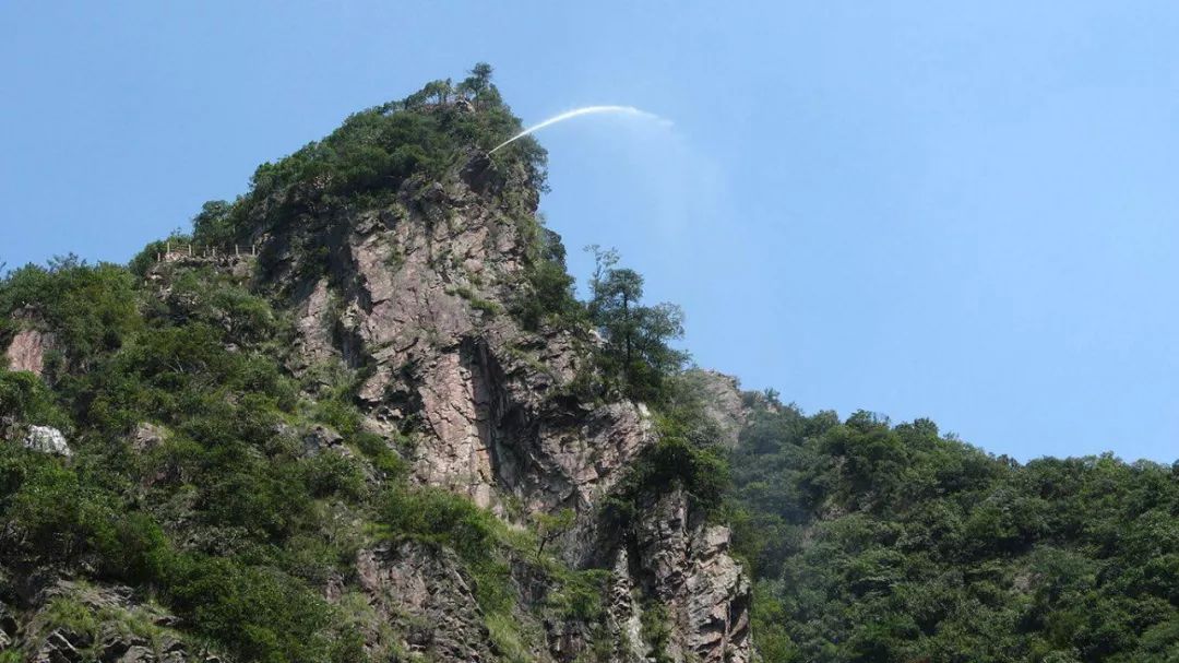 千岛湖4日休闲之旅 吃地道千岛湖鱼头汤 船游千岛湖 走走湖景栈道 还连住3晚千岛湖畔度假酒店 太惬意啦 东犁退休俱乐部