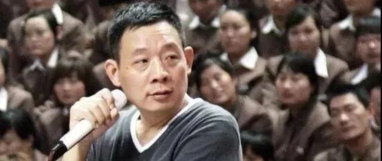 马云服了，雷军跪了，他被誉为中国最会分钱的老板