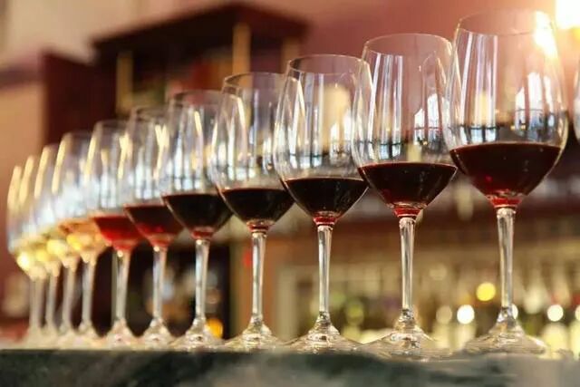 葡萄酒入门 | 葡萄酒怎么喝？品酒顺序篇