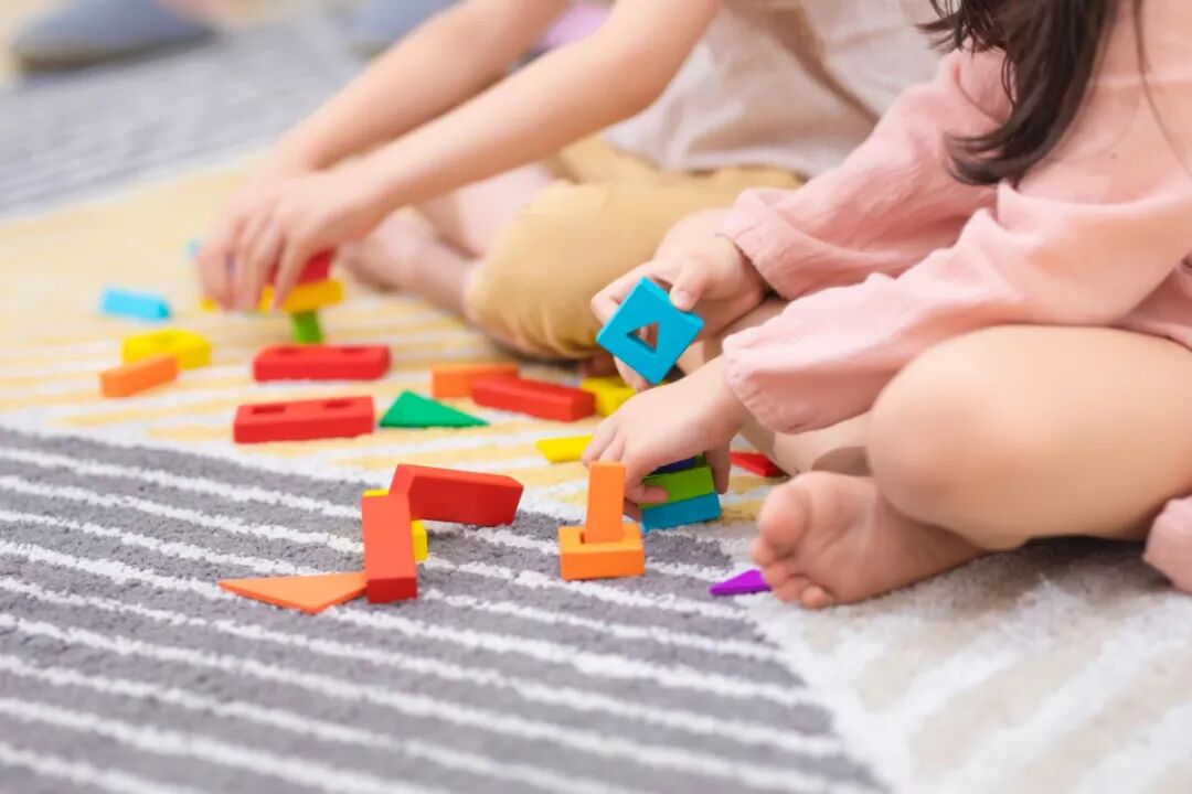 完达山宝宝爱抢玩具别发火聪明的妈妈都这样做