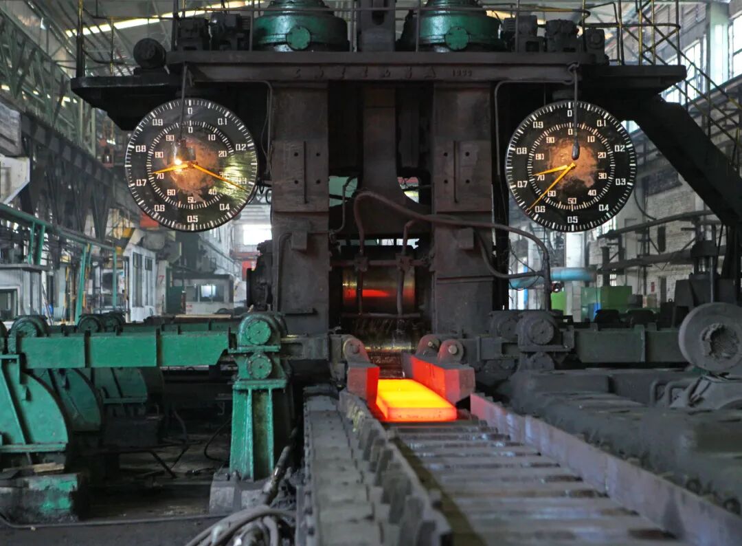 公司扁钢上半年入库创近三年最好水平