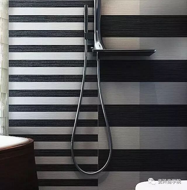 双腰线表现效果也很不错.