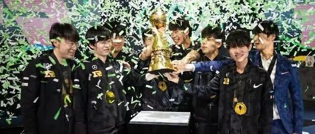利剑出鞘，荣光加冕!RNG登顶冰岛，我们是冠军!