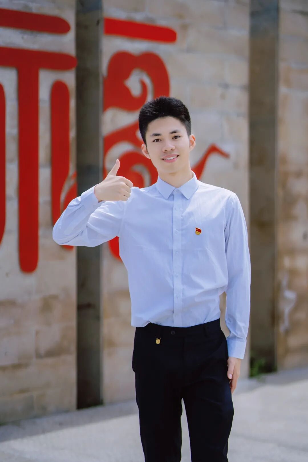 "最幸运"新闻背后的治理智慧》市委政法委:周文菁03《古镇蝶变春暖花