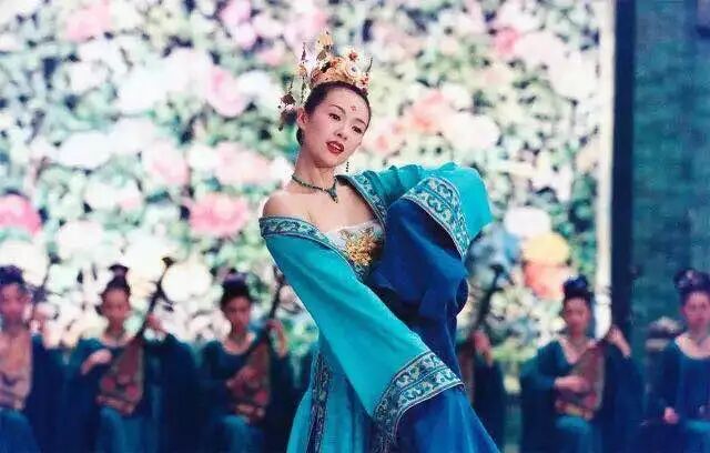 %name 美哭！章子怡《十面埋伏》水袖舞绝世惊艳！但你确定你看懂了吗？