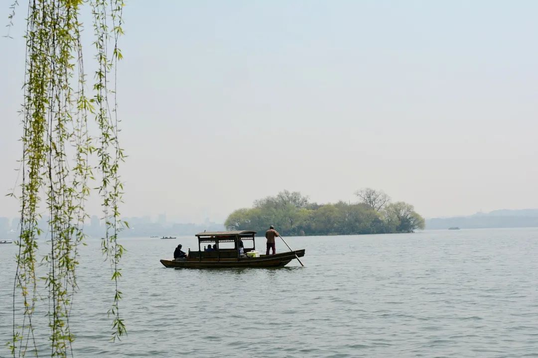 宝鸡到青海湖多少公里