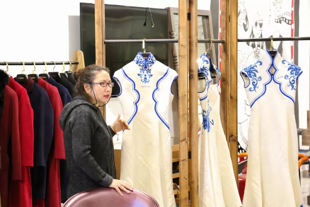 2008北京奥运会青花瓷礼服创作大揭秘珍藏版样衣亮相东纺城
