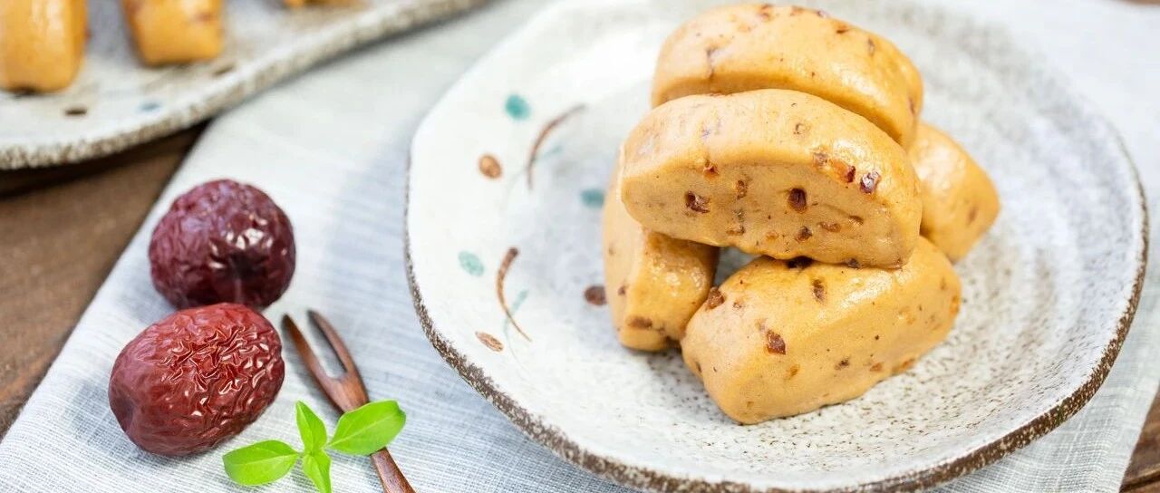 冬天就好这口枣红色的美食！加了TA，普通的面食立马变得甜蜜诱人！