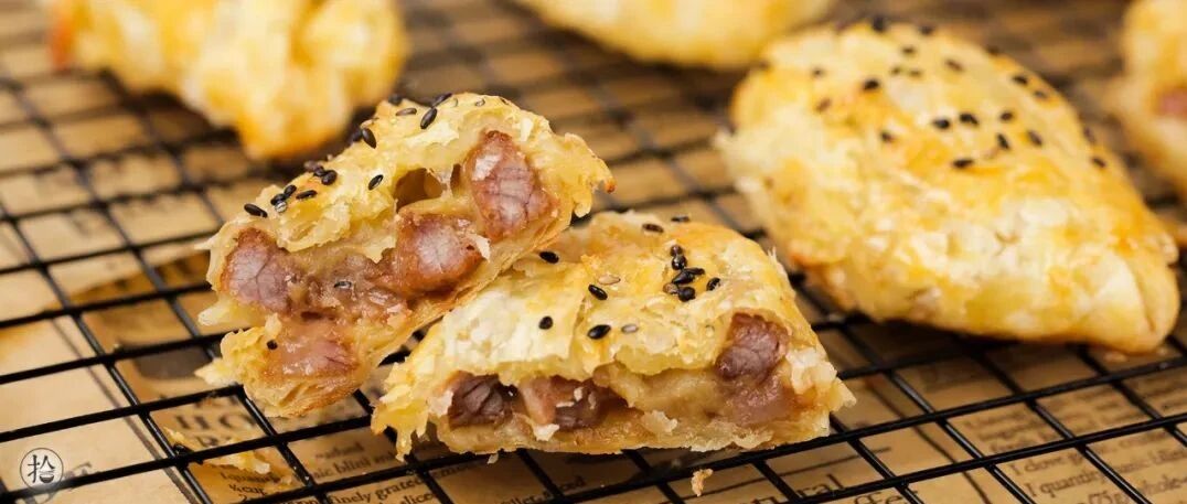 4步就能完成的超简单牛排做法，口感好吃到爆！