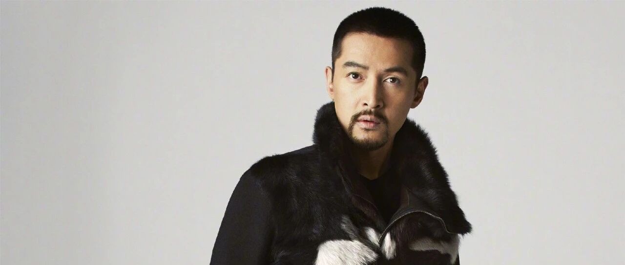 胡歌薛佳凝复合？唐嫣讨好杨幂刘诗诗？黄明昊跟芒果闹掰？张慧雯挤掉周也当一姐？《天官赐福》导演跑路了？