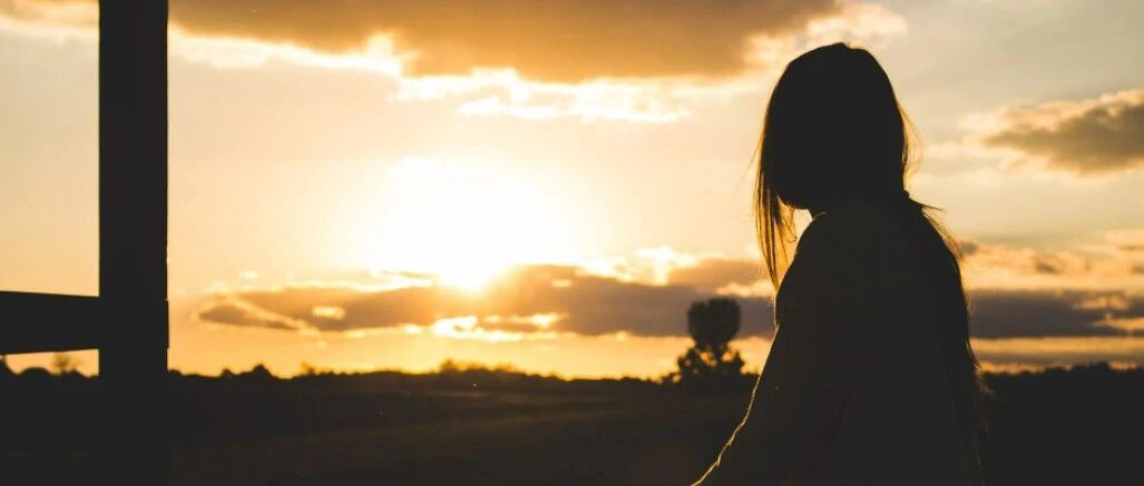 心态崩了！税前2万4，到手1万4...