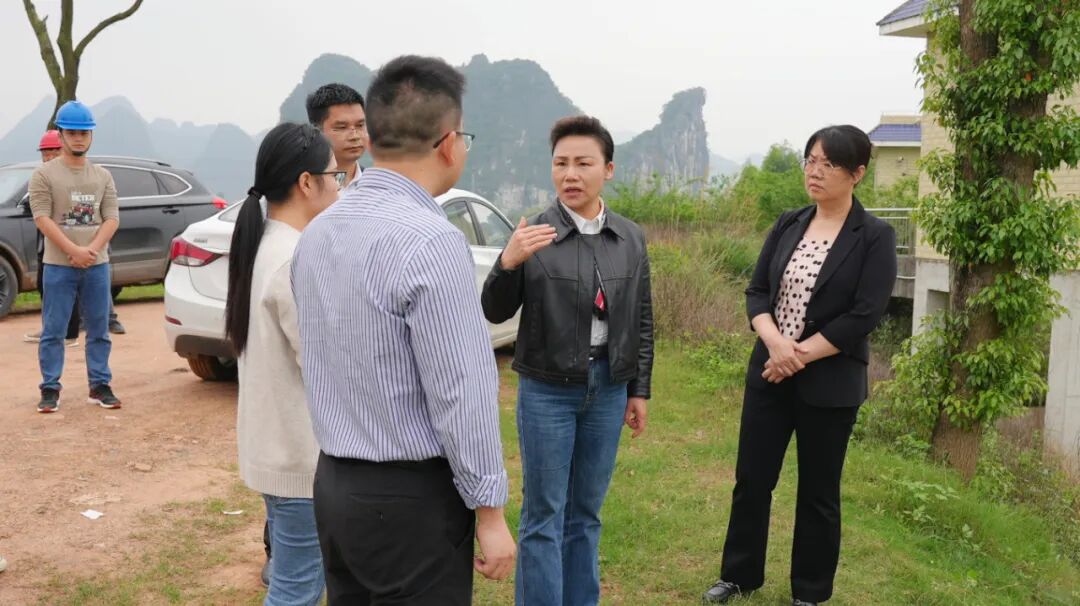 黄卫东到公安镇开展调研工作 - 党政要闻 - 广西贺州市钟山县人民政府