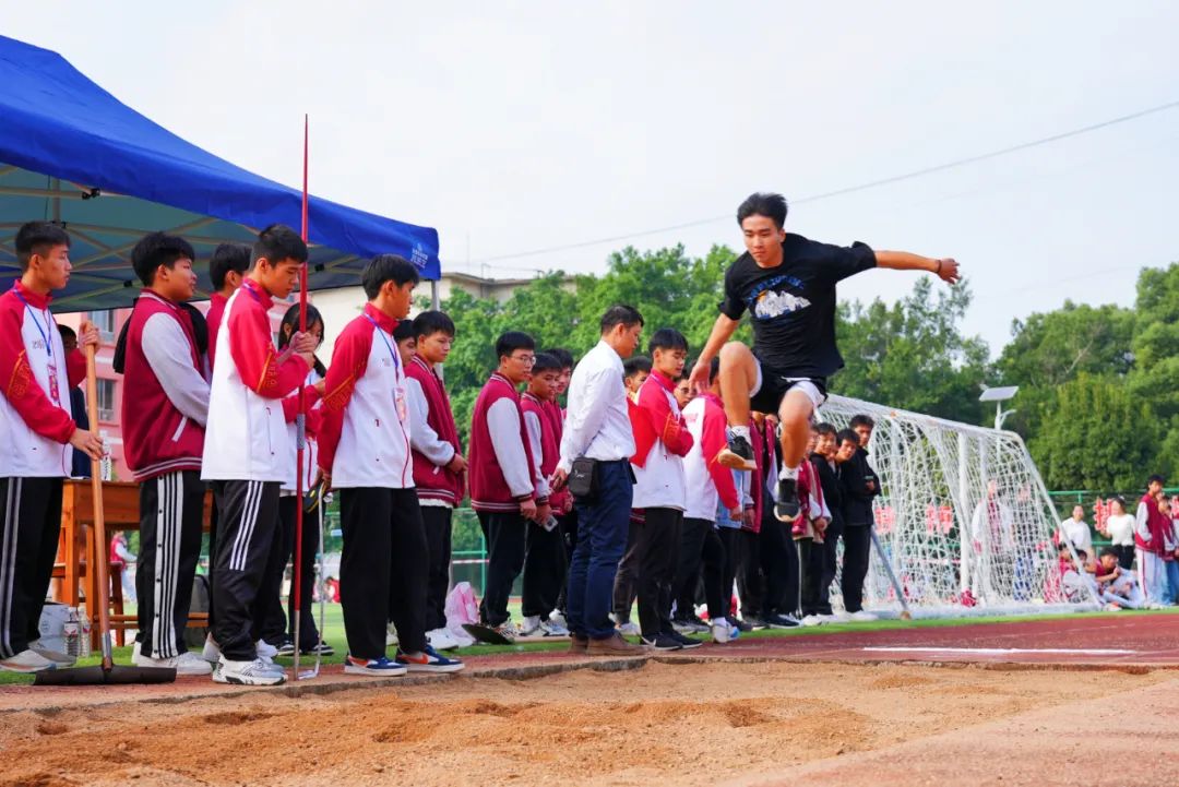 钟山县第二中学图片