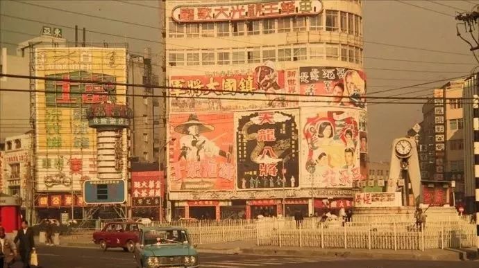 几曾回首 老照片 七十年代的台北西门町 由路边野花不採白不採发表 文学城