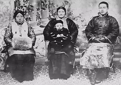 新世纪NewCenturyNet: 大中至正,其介如石(纪念蒋公逝世43周年 新世纪NewCenturyNet: 大中至正,其介如石(纪念蒋公逝世43周年