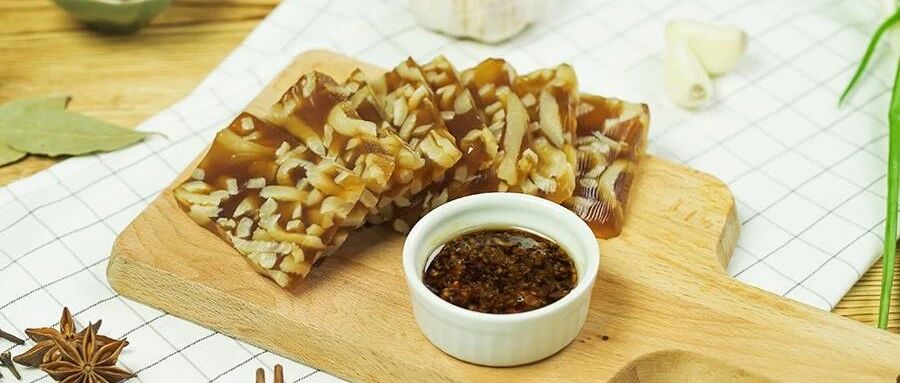 电饭煲Q弹猪皮冻，满满的胶原蛋白一吃就变美