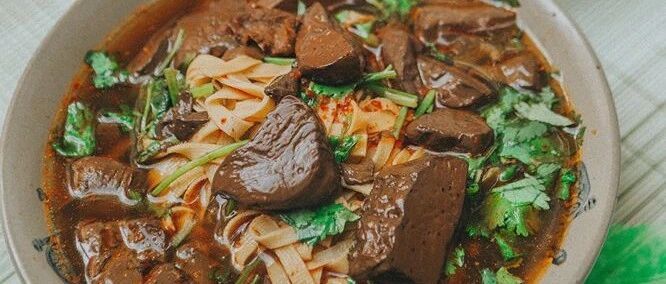 南京人挤破头也要吃的鸭血粉丝来啦～在家3分钟就能吃上，好吃到连汤都不放过!