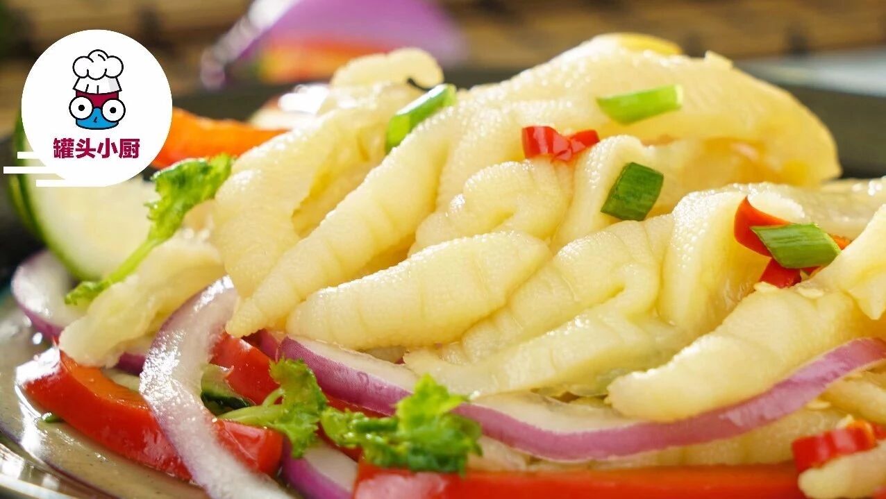 火爆全网的酸辣无骨凤爪，没有比它更合适的下酒菜