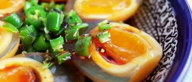 黄金无铅皮蛋，咬一口满口Q弹，上桌都得抢着吃！精选土鸡蛋！