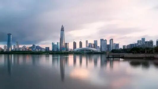 Zoom 的创始人，爱琢磨，还不怕折腾