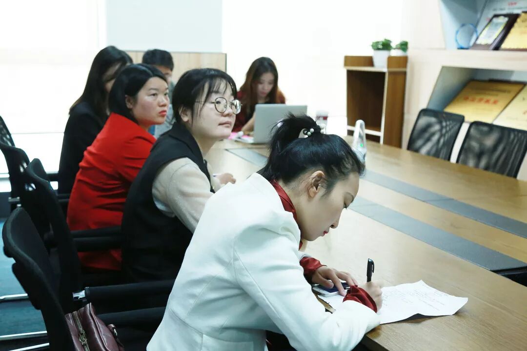 葆蒂兰国际组织观看“2019雁栖湖企业家论坛” 直播！