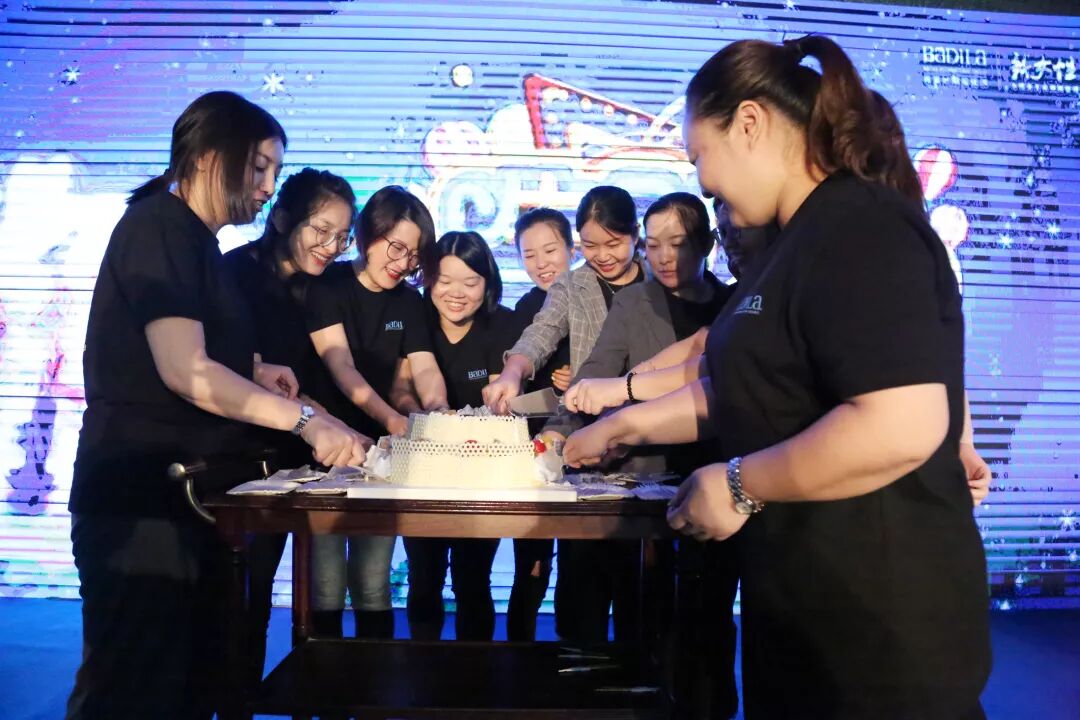 超越|葆蒂兰国际精英特训营第112期暨2019年度品牌文化盛典誓师大会圆满落幕！