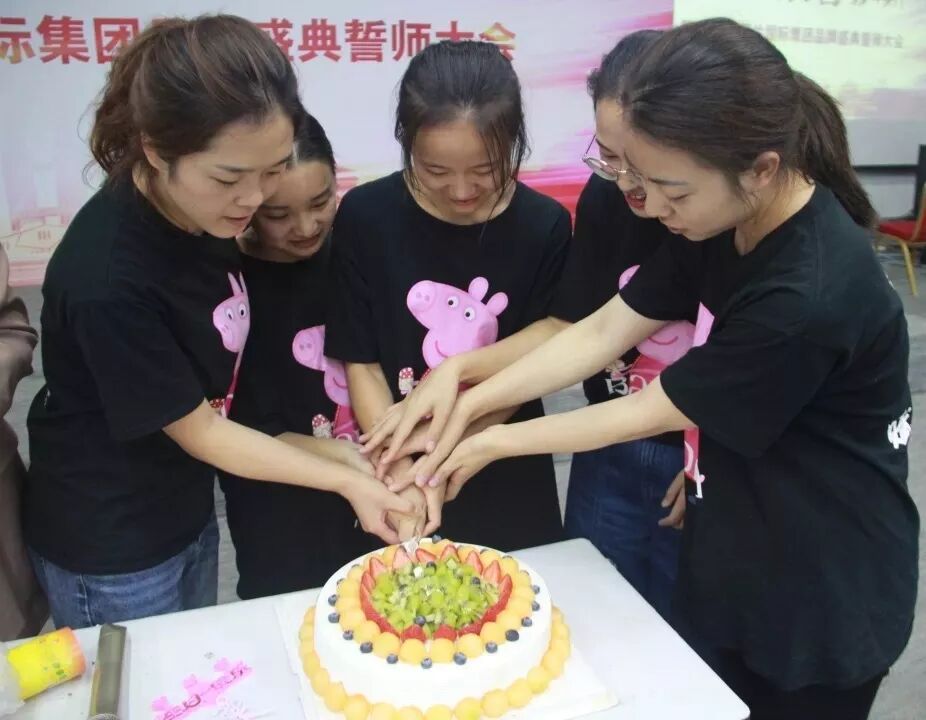 【人物志】万仁宾：每一次破茧成蝶的突破，只为起舞绽放的美丽！