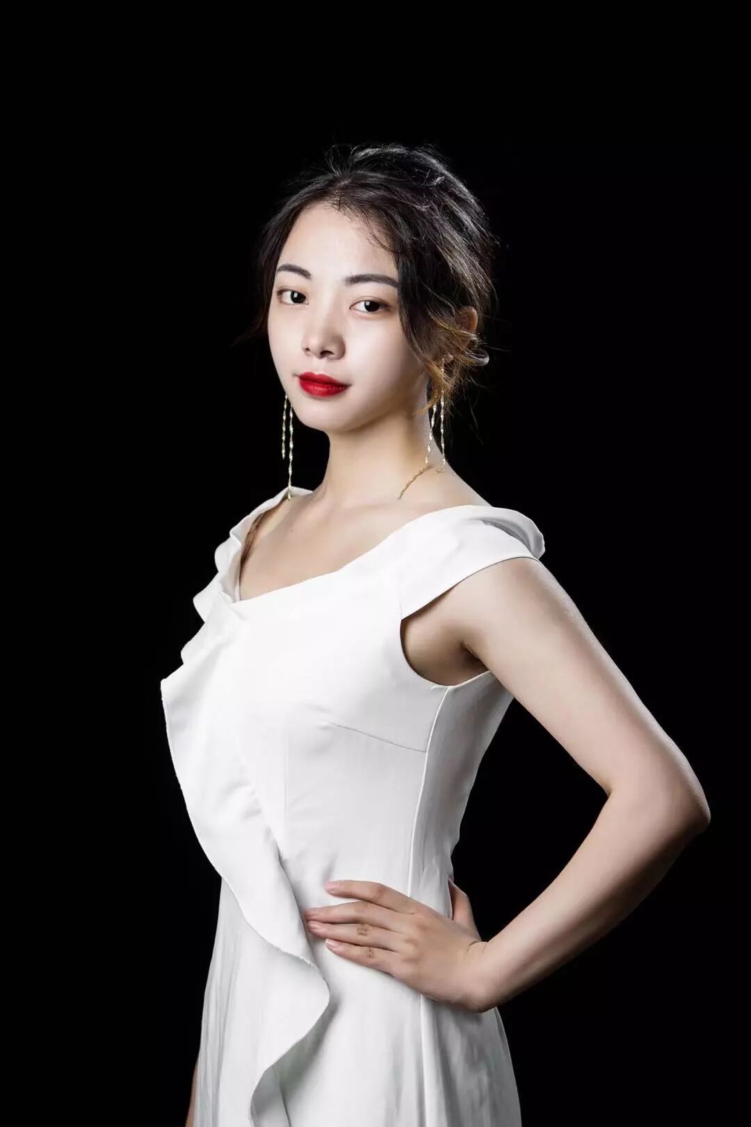 【人物志】万仁宾：每一次破茧成蝶的突破，只为起舞绽放的美丽！