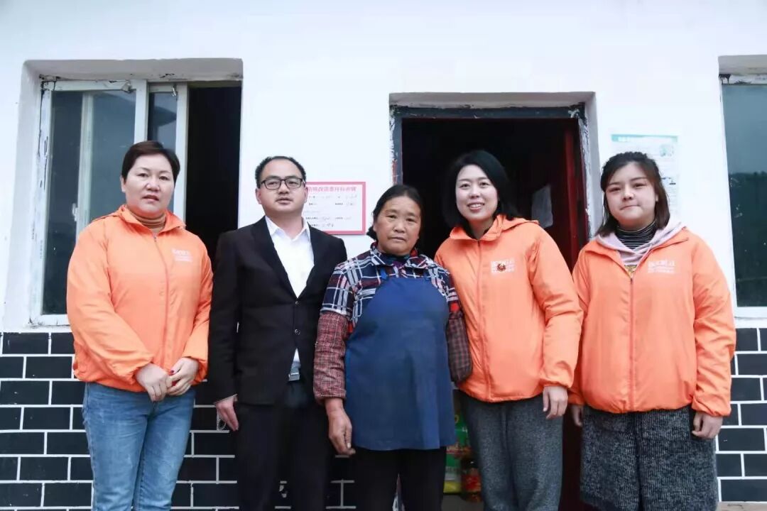 爱循环 付出爱 回馈爱|葆蒂兰国际“幸福丝带•爱的践行”走进遵义！