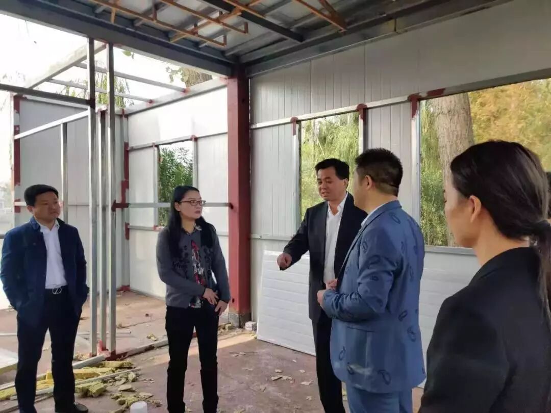 热烈欢迎南太湖新区党工委副书记、常务副主任徐建兵一行莅临美地港•中国南太湖生命谷进行调研指导！