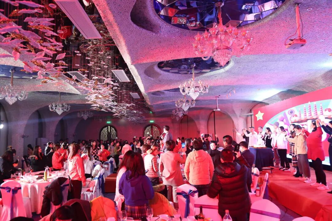【一起向未来】葆蒂兰国际集团“2022新周期 新价值 新主张 ”元宵晚会圆满落幕！
