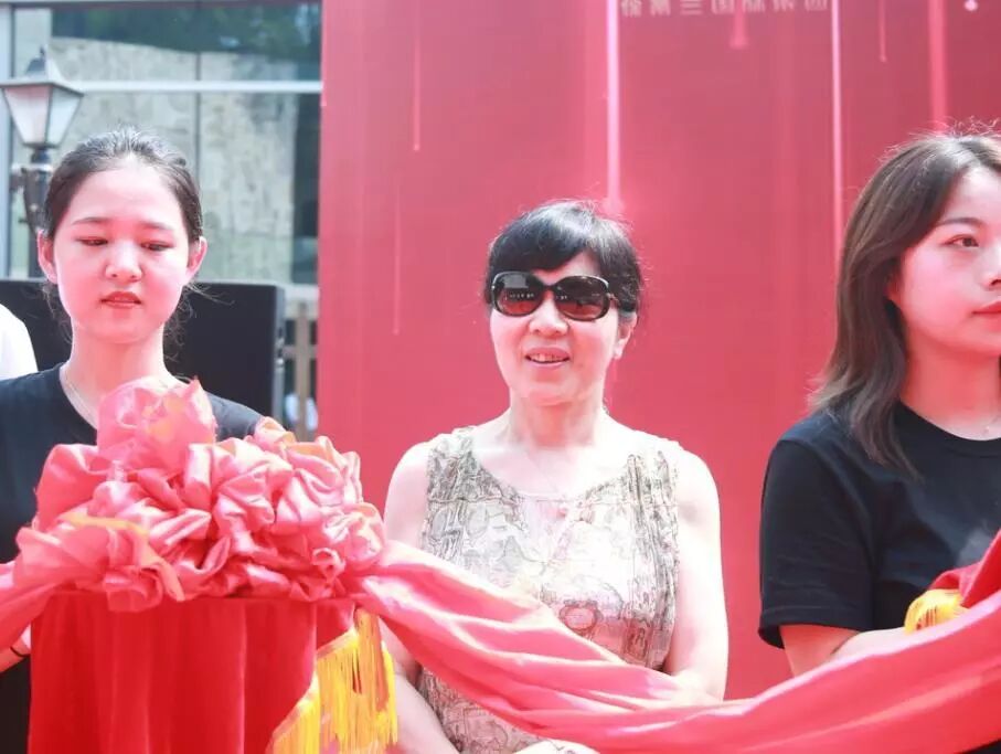 热烈祝贺美地港·中国南太湖生命谷欧洲精准生命管理中心落成典礼圆满成功！