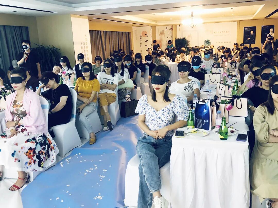 葆蒂兰国际&安吉拉女性魅龄成长营——女性成长公益教育课堂温情上线！