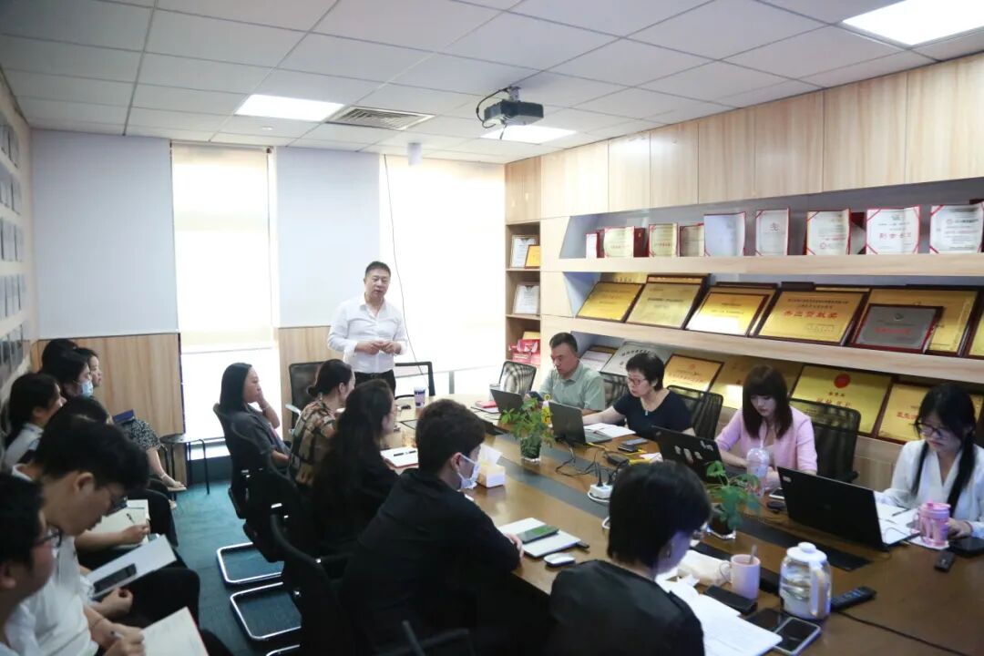 葆蒂兰国际集团2024年8月经营管理会-《文化共学共创》主题活动举行