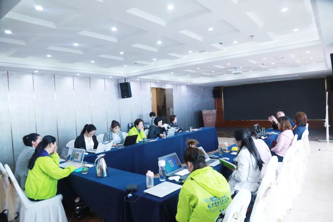 勤复盘 聚能效|葆蒂兰国际新女性2019年第一季度经营管理会召开！