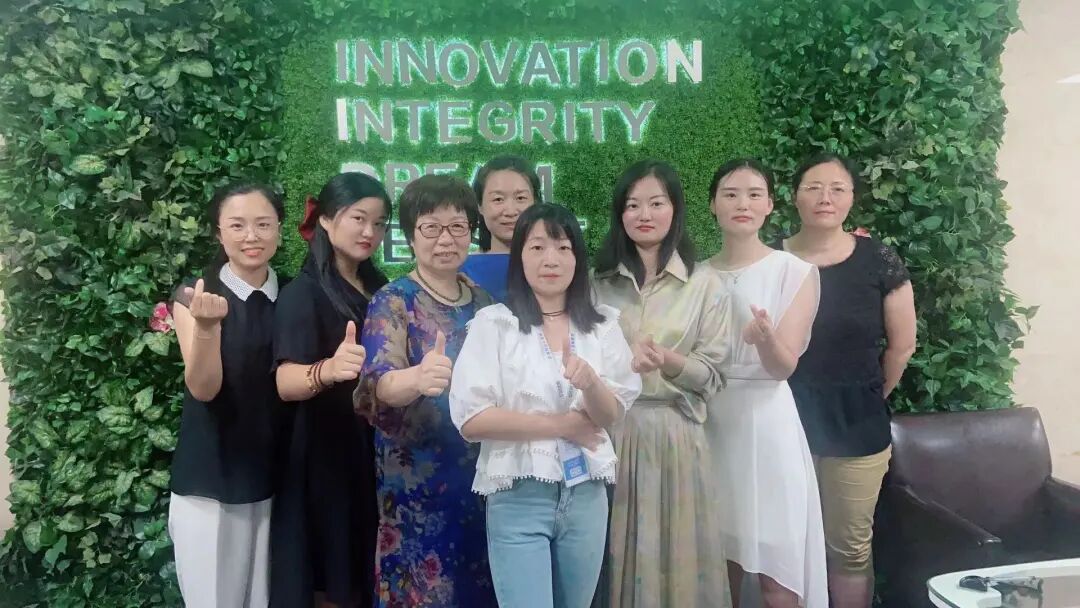 【人物志】许丹：你若闪耀，一切自会迎光而来！