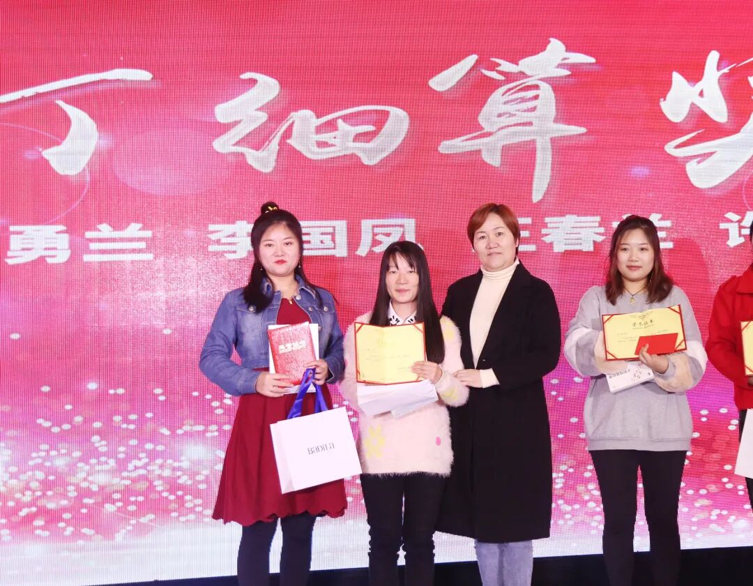 【人物志】许丹：你若闪耀，一切自会迎光而来！