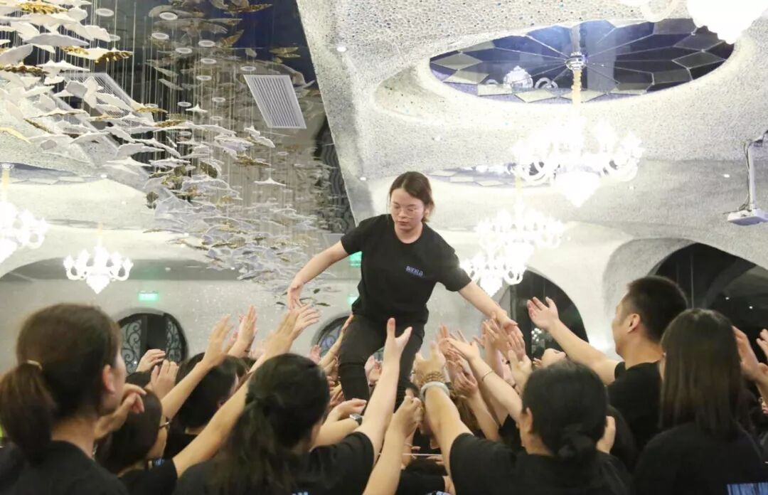 突破|葆蒂兰国际精英特训营第112期暨2019年度品牌文化盛典誓师大会震撼启幕！