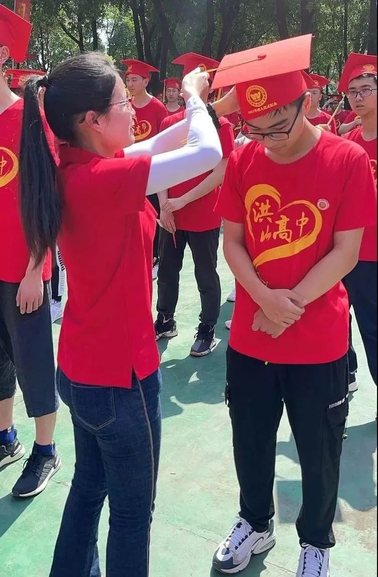 看！湖北这些高中的“成人礼”现场美翻了！